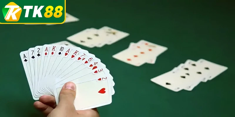 Ghi nhớ bài chính là "vũ khí tối thượng" trong cách đánh bài tiến lên Ghi nhớ bài chính là "vũ khí tối thượng" trong cách đánh bài tiến lên